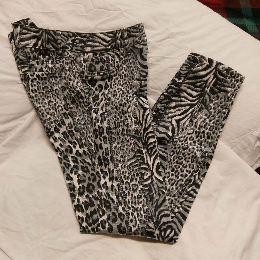 Glo! Adrian Grayscale Animal Print Jean, Ju